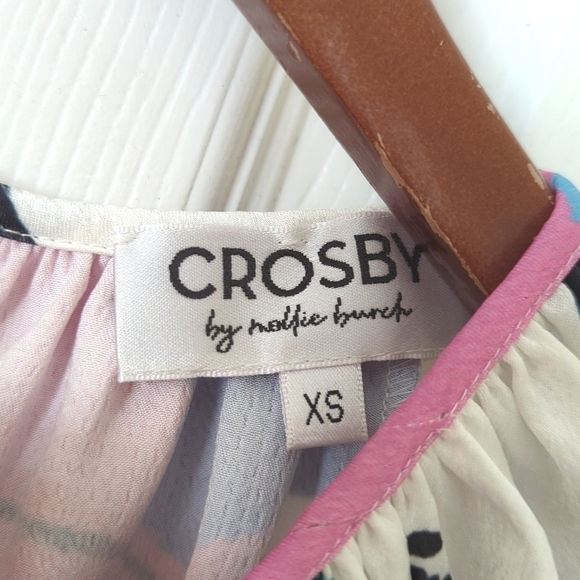 Crosby by Mollie Burch Brynn Abstract Gathered Neck Short Flutter Sleeve Blouse - Picture 4 of 11